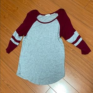 Maroon and grey baseball tee